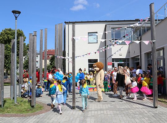 Barwna parada rozkręciła piąty Festiwal Uliczny w 64319