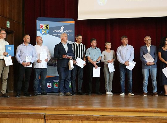 Najlepsi sportowcy wśród uczniów nagrodzeni na XXV 64690