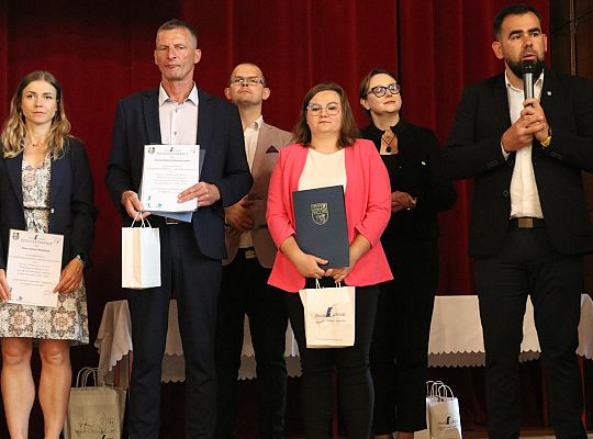 Najlepsi sportowcy wśród uczniów nagrodzeni na XXV 64693