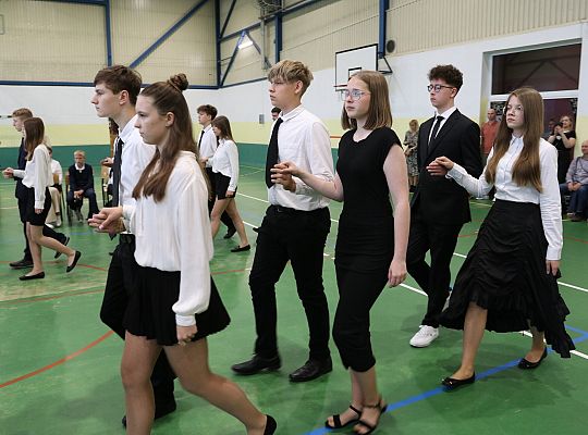 Uroczyste pożegnanie absolwentów Szkoły 64765