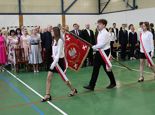 Uroczyste pożegnanie absolwentów Szkoły 64777