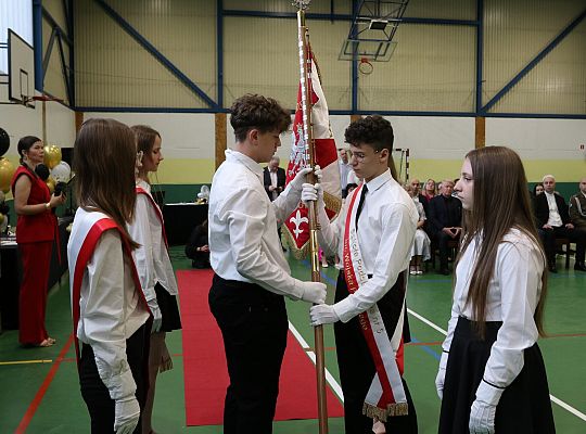 Uroczyste pożegnanie absolwentów Szkoły 64785