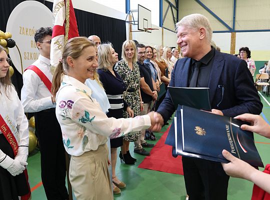 Uroczyste pożegnanie absolwentów Szkoły 64796