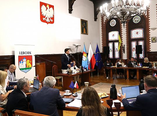 Burmistrz Lęborka z wotum zaufania i absolutorium 64806