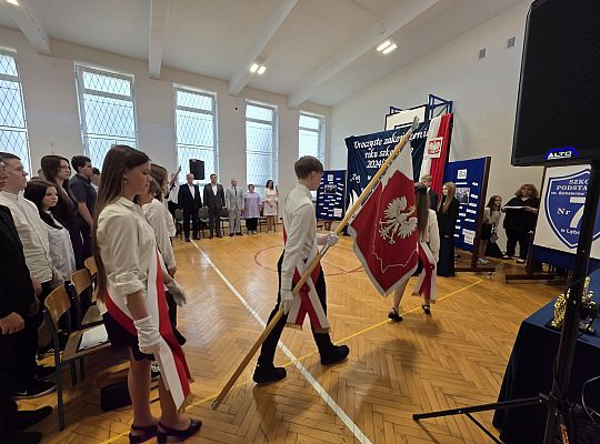 Uroczyste zakończenie roku szkolnego klas VIII w 64915