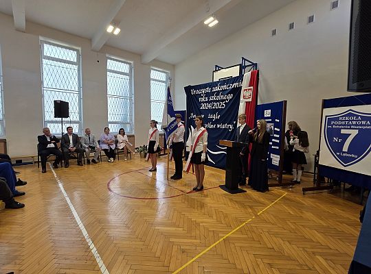 Uroczyste zakończenie roku szkolnego klas VIII w 64916