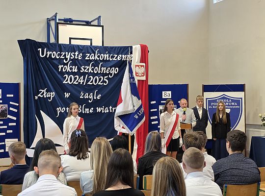 Uroczyste zakończenie roku szkolnego klas VIII w 64918