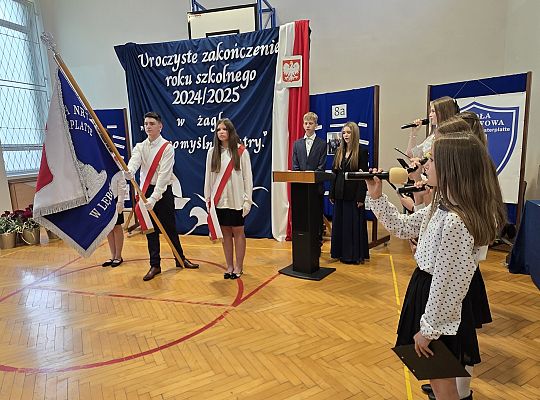 Uroczyste zakończenie roku szkolnego klas VIII w 64924