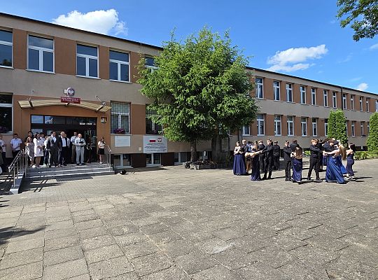 Uroczyste zakończenie roku szkolnego klas VIII w 64908