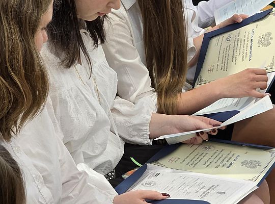 Uroczyste zakończenie roku szkolnego klas VIII w 64947