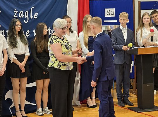 Uroczyste zakończenie roku szkolnego klas VIII w 64977