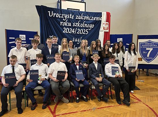 Uroczyste zakończenie roku szkolnego klas VIII w 64982