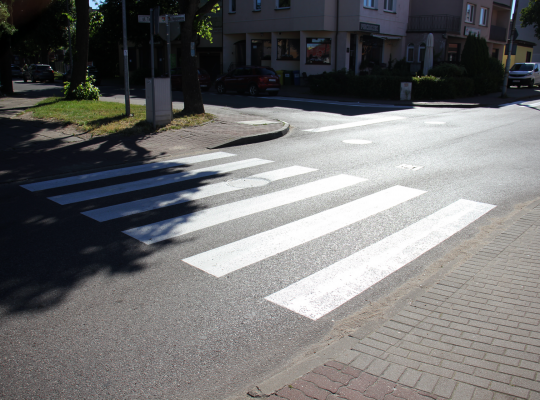 Malowanie znaków poziomych – wcześniej i 65035