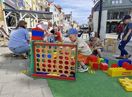 Letnia Czytelnia na Staromiejskiej już otwarta 65182