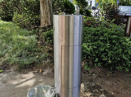 Pierwsze miejskie poidełko z wodą pitną już działa 65194