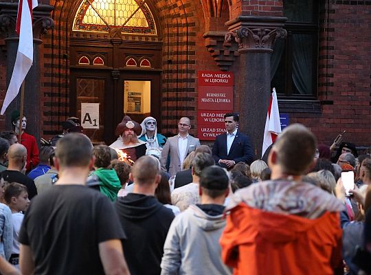 Klucz do miasta w rękach św. Jakuba! Duże 65291