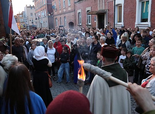 Klucz do miasta w rękach św. Jakuba! Duże 65294