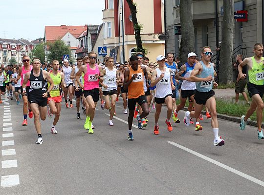 Adam Głogowski ponownie nie do zatrzymania w Biegu 65388