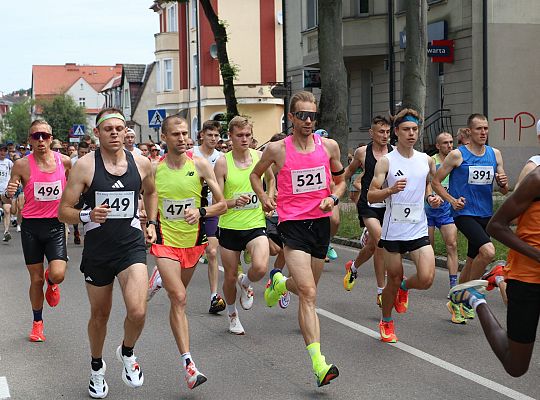 Adam Głogowski ponownie nie do zatrzymania w Biegu 65390