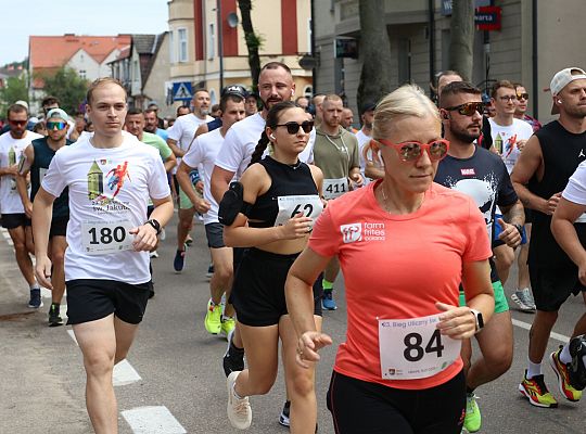 Adam Głogowski ponownie nie do zatrzymania w Biegu 65399