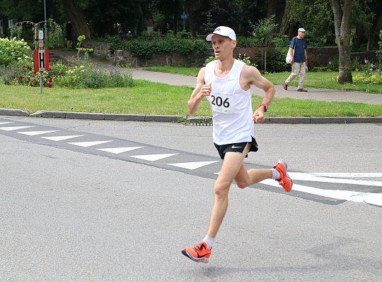Adam Głogowski ponownie nie do zatrzymania w Biegu 65452