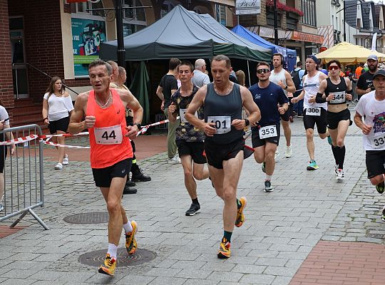 Adam Głogowski ponownie nie do zatrzymania w Biegu 65462