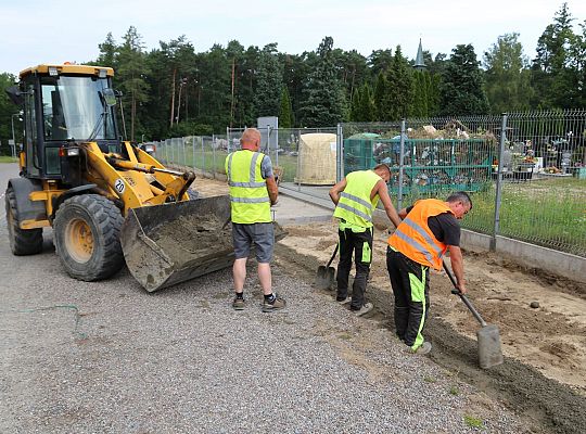 Bezpieczniej przy Cmentarzu Parafialnym – ruszyła 65961