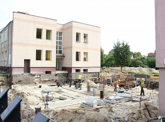 Postępują prace przy budowie pierwszego, 66344