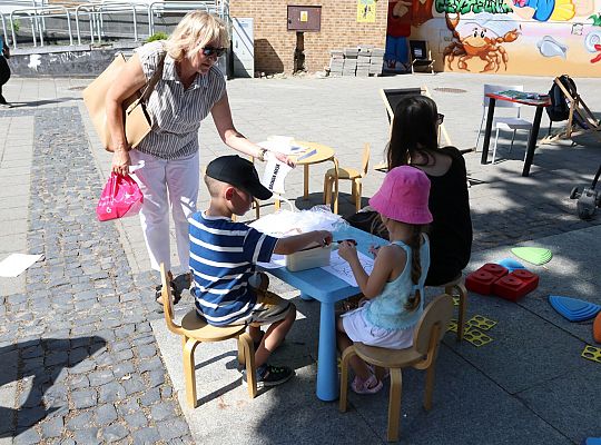 Bajkowa czytelnia pod chmurką 66392