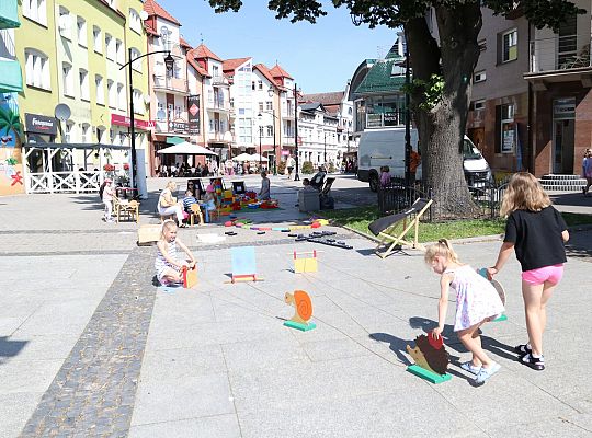 Bajkowa czytelnia pod chmurką 66394
