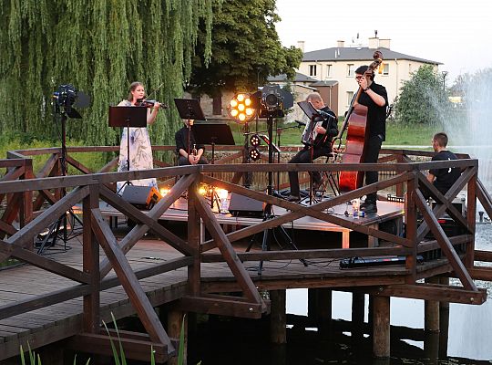 „Letnie Granie w Lęborku” zakończone swingowym 66399