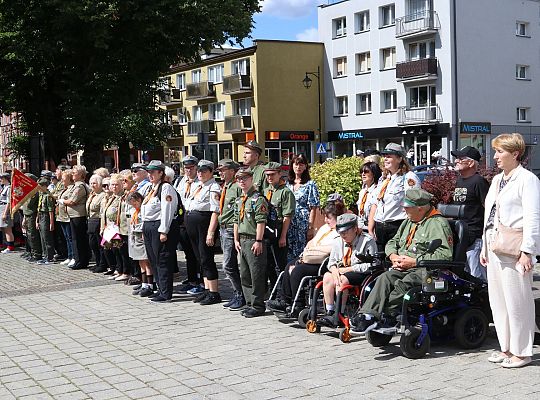 Z okazji jubileuszu lęborscy harcerze z nowym 66432