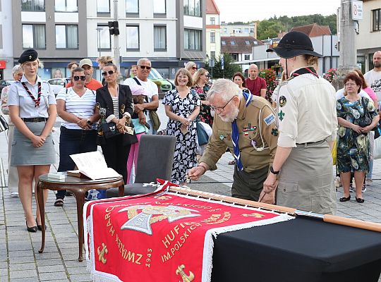 Z okazji jubileuszu lęborscy harcerze z nowym 66441
