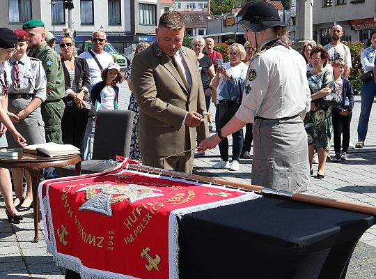 Z okazji jubileuszu lęborscy harcerze z nowym 66443