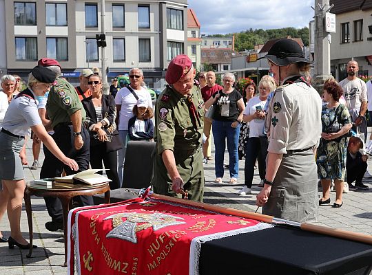 Z okazji jubileuszu lęborscy harcerze z nowym 66449