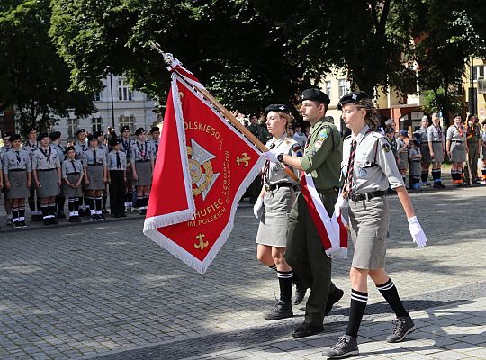 Z okazji jubileuszu lęborscy harcerze z nowym 66460