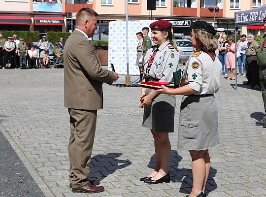 Z okazji jubileuszu lęborscy harcerze z nowym 66471