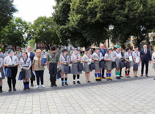 Z okazji jubileuszu lęborscy harcerze z nowym 66482