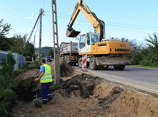 Nowa zatoka parkingowa i lepsza organizacja ruchu 66641