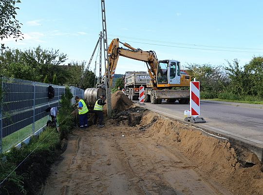 Nowa zatoka parkingowa i lepsza organizacja ruchu 66643