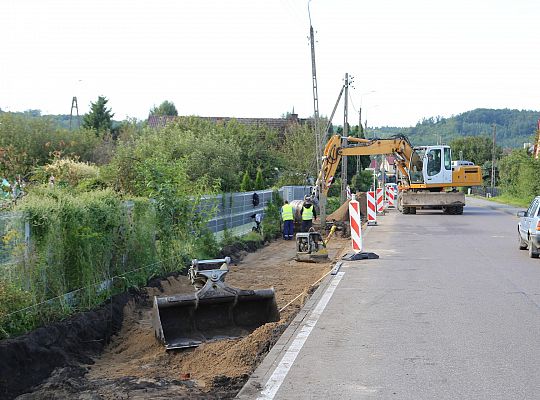 Nowa zatoka parkingowa i lepsza organizacja ruchu 66644