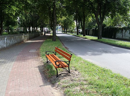 Nowe ławki w Lęborku – wygodniej na spacerze i w 66663