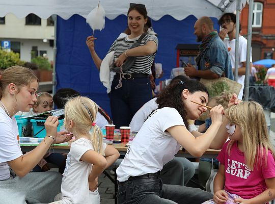 Kreatywna zabawa i muzyczne emocje podczas 66773