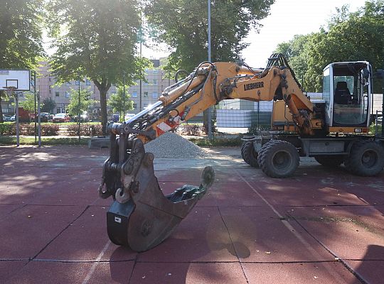 Rozpoczęła się modernizacja „Orlika” na placu 66879