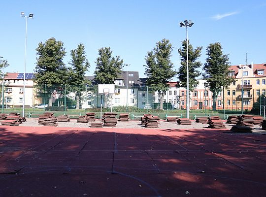 Rozpoczęła się modernizacja „Orlika” na placu 66883