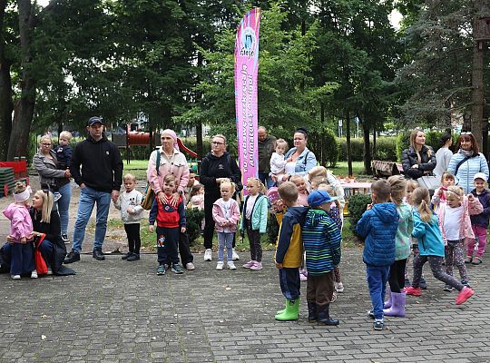 Rodzinno - sportowy piknik w Przedszkolu nr 10 67167