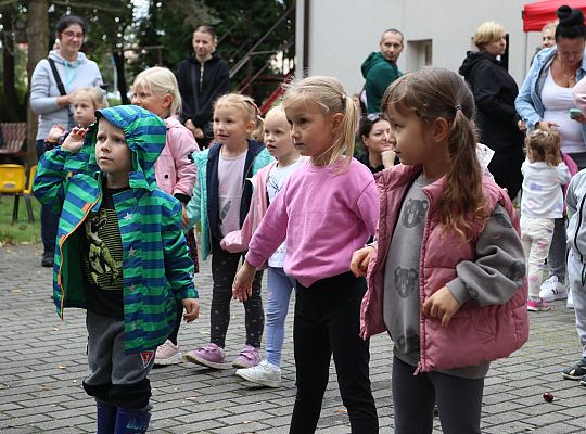 Rodzinno - sportowy piknik w Przedszkolu nr 10 67190