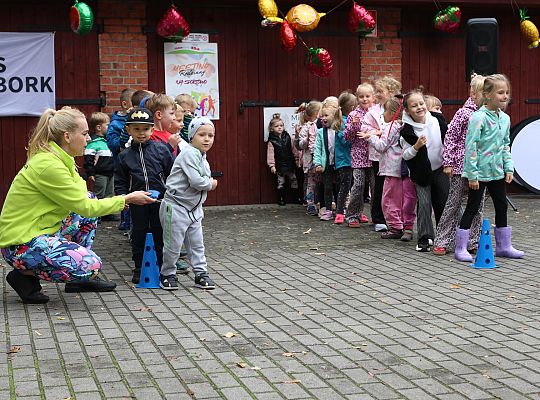 Rodzinno - sportowy piknik w Przedszkolu nr 10 67191