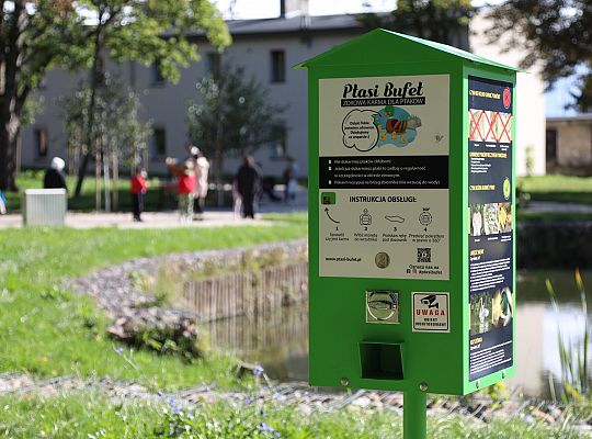 Ptasi bufet w Parku im. Marii i Lecha Kaczyńskich 67318