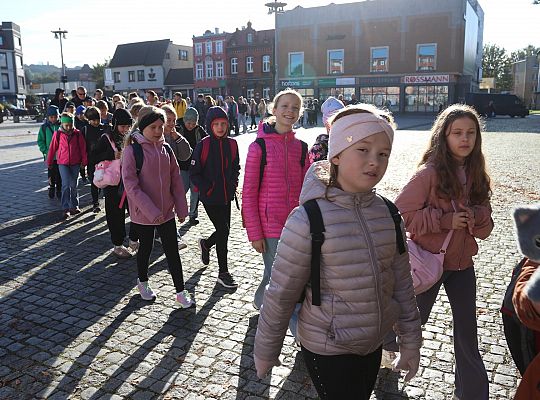 Aktywnie i z uśmiechem – pieszo i na rowerach z 67349